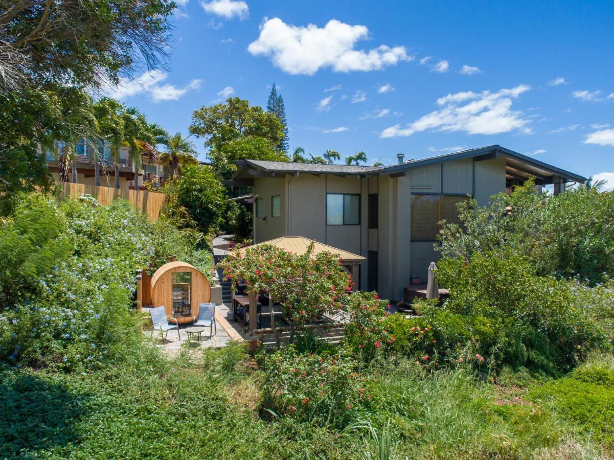 Noahs Hideaway Luxury B&B Lahaina Exterior photo